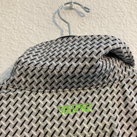 Men’s Grey SPF Polo - Picture 6 of 6